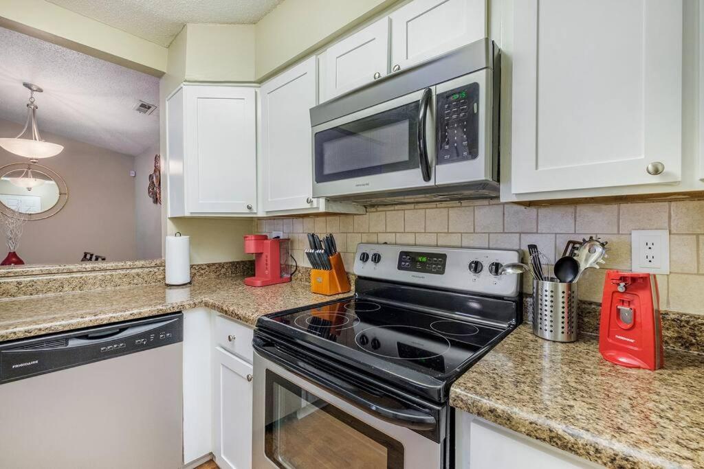 Charming Apartment With Wi-Fi Charlotte Extérieur photo